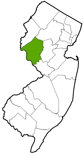 country map of New Jersey with Hunterdon County highlighted in green